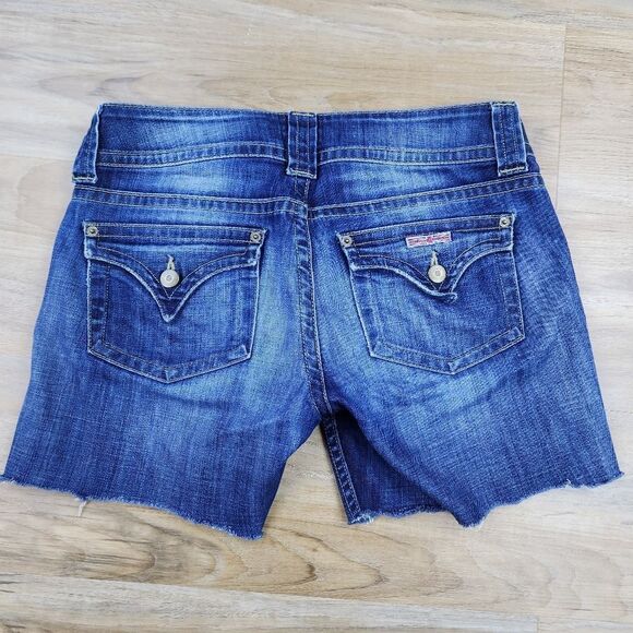 ☔️🔹️Hudson Blue Denim Raw Hem Buttoned Pocket Shorts Size 6/28 - Picture 5 of 12